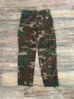 Vintage 80s US Army Woolland Camo Cargo Pants Medium